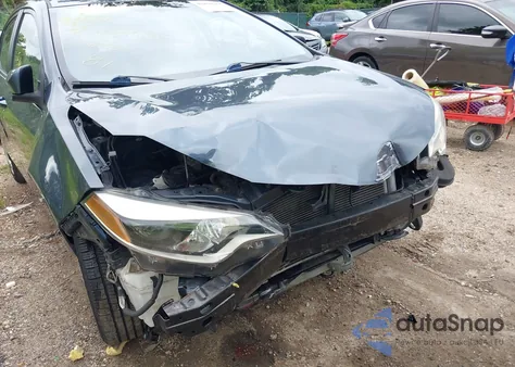 2016 Toyota Corolla Le z USA, uszkodzony, nr VIN 2T1BURHE4GC671124